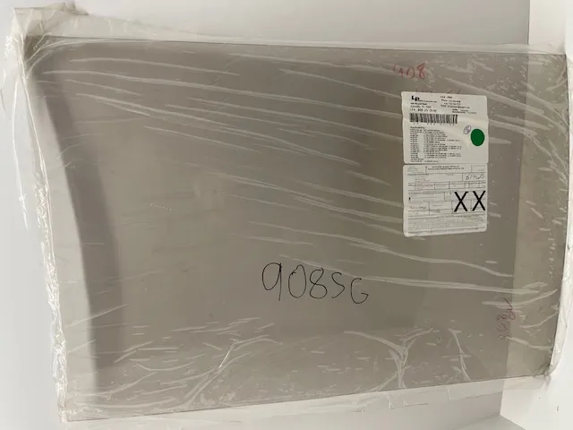 WINDOW, CENTER LEFT 908 SG