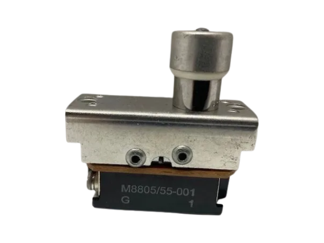 SWITCH M8805/55-001